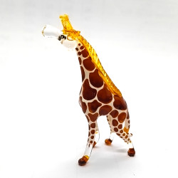 Giraffe Stand